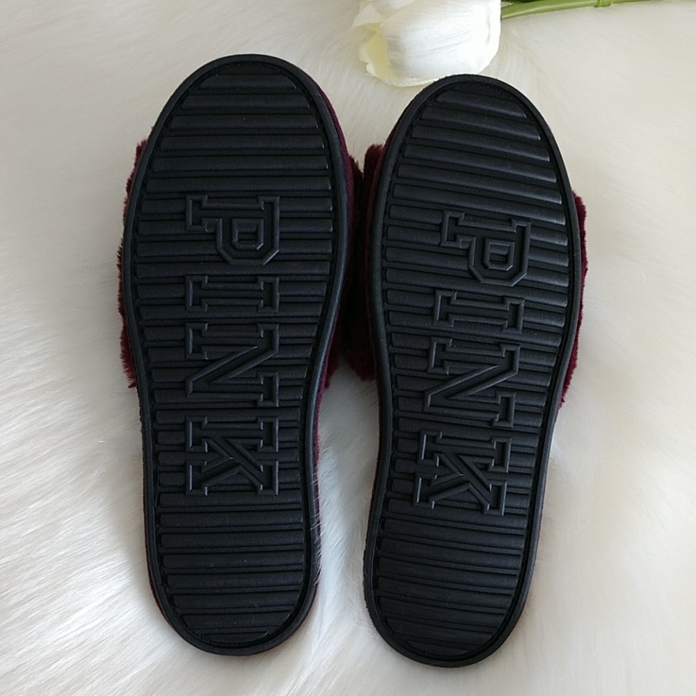 Size M(7-8)🌺PINK VICTORIA'S SECRET SLIPPER - Picture 4 of 5